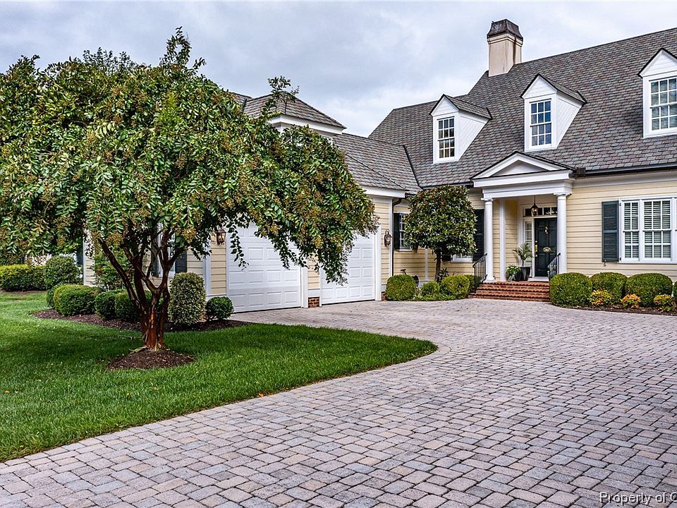 1st image of 285 Harbour View Dr
