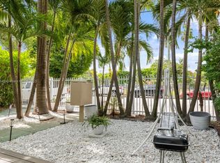 769 NW 10th St, Miami, FL 33136