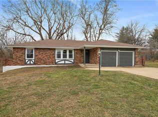 53 Northridge Dr, Saint Joseph, MO 64506