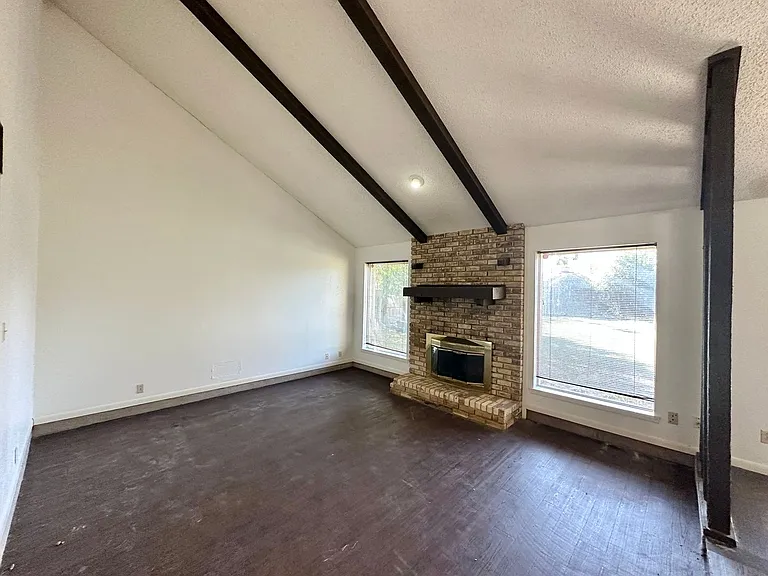 216 W Cardinal Ln — Photo 5