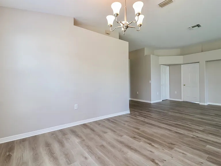 4545 Marchmont Blvd — Photo 7