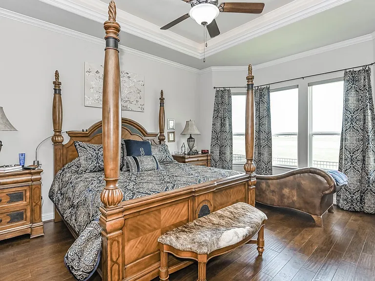 6110 Meadow Bluff Ct — Photo 14