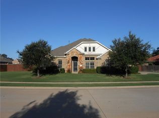 1011 Shady Rest Ln, Corinth, TX 76208