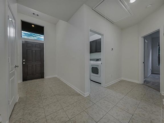 3rd image of 4918 Keegan Run Dr