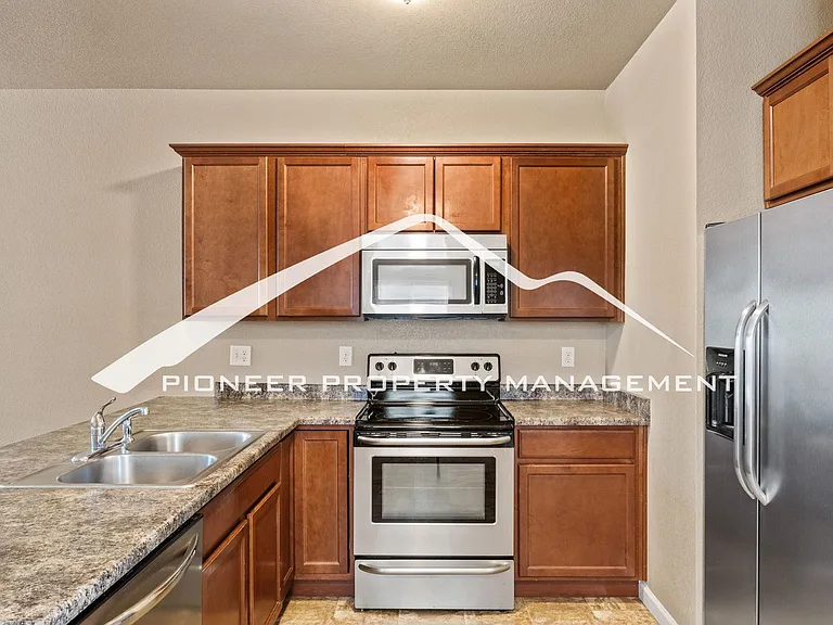 4334 Yellow Dock Point — Photo 6