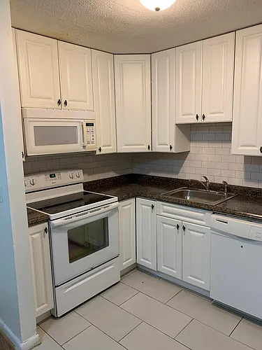 10 Scottfield Rd #B3 Photo 1