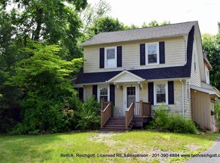 49 N William St, Pearl River, NY 10965
