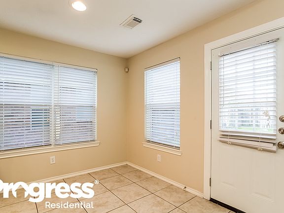 4th image of 6619 Rockwall Trail Dr