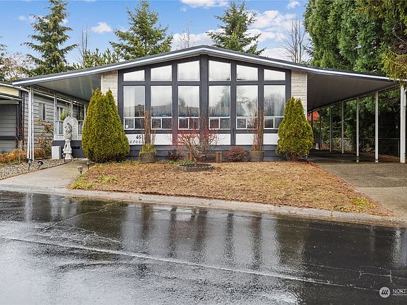 4th image of 10706 SE 218th Place #45