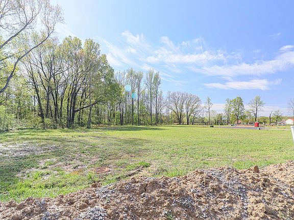 4th image of 103 Horseshoe Creek Dr
