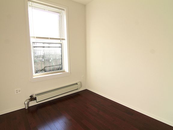 3rd image of 24-27 Steinway St #12F