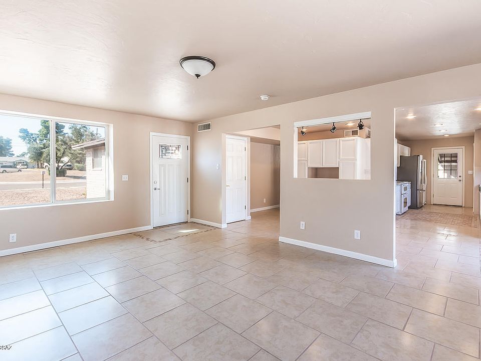 1st image of 8533 E Desert Steppes Dr