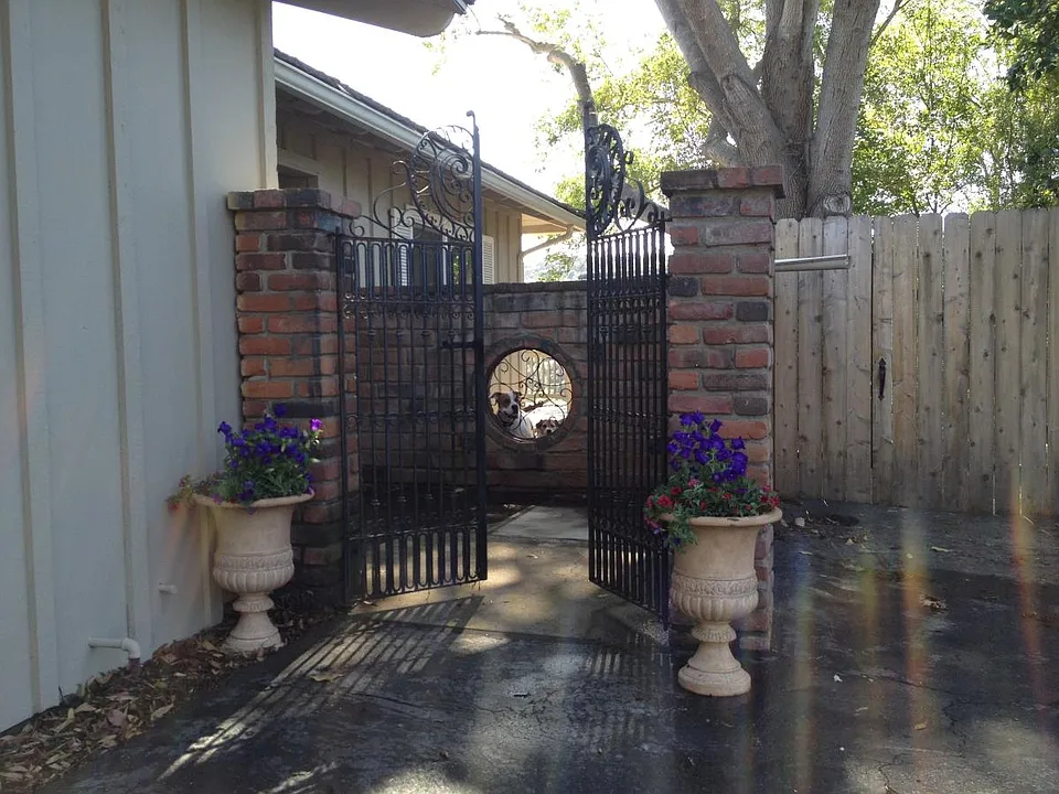 4211 Palomar Dr
