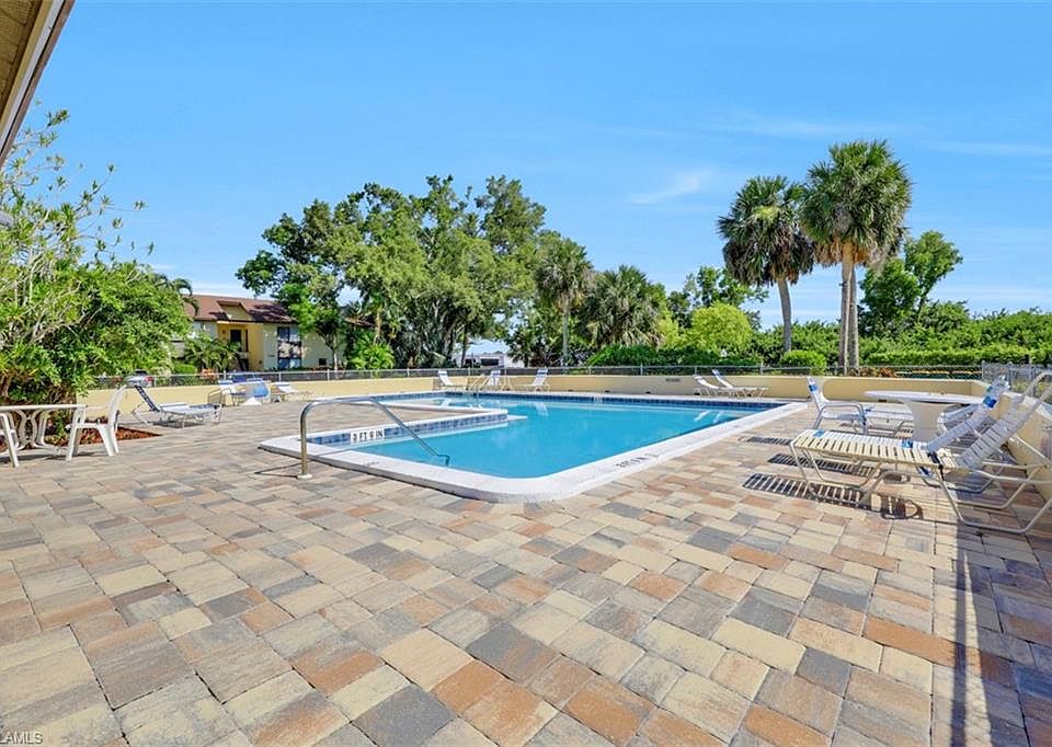 2nd image of 1380 Green Valley Cir Unit 1201