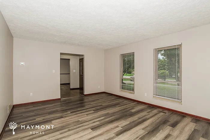 8233 Lake Ridge Dr — Photo 7