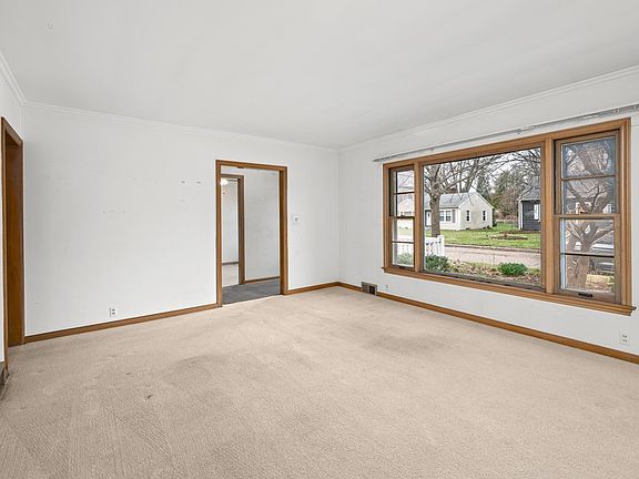 4th image of 1814 36th St