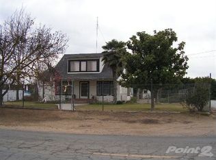 273 W Gibbons Ave, Porterville, CA 93257