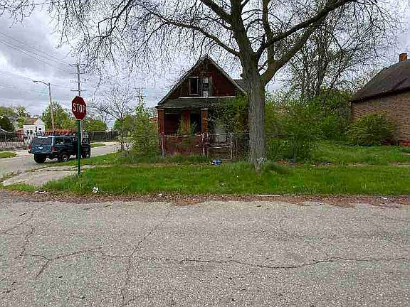 5814 Woodrow