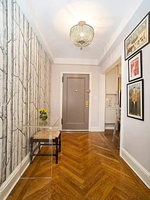 Sold by Sotheby's International Realty | media 16