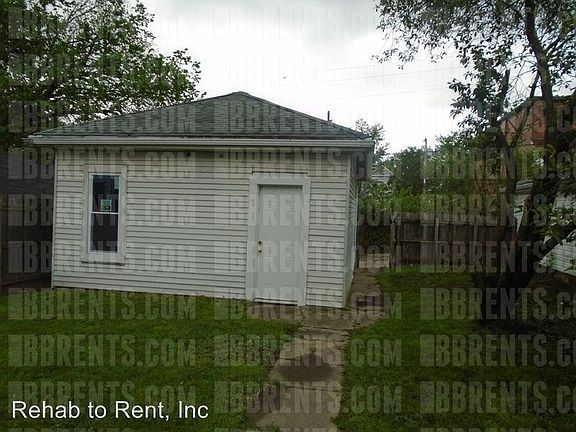 3rd image of 640 Pritz Ave