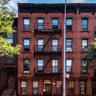 Rented by Nooklyn NYC LLC | media 11