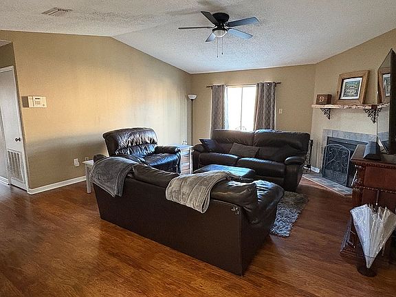 3rd image of 5113 Nicholson Dr APT A46