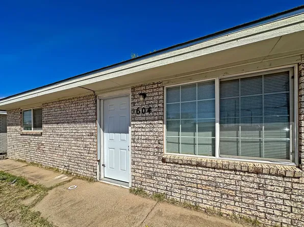 604-606 E Sunset Dr, Hobbs, NM 88240