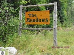 323 Grouse Dr, Kalkaska, MI 49646