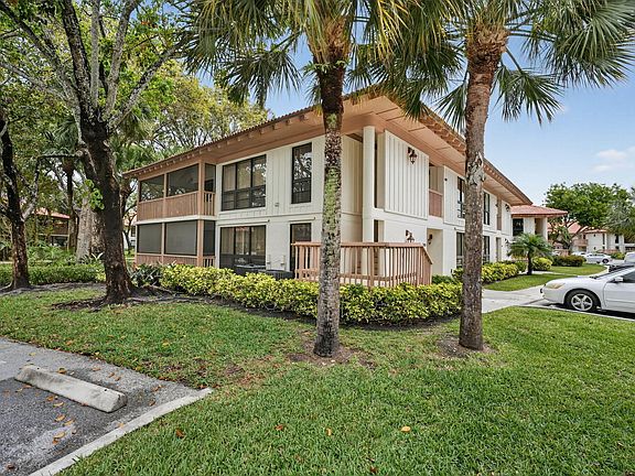 4th image of 307 Brackenwood Circle