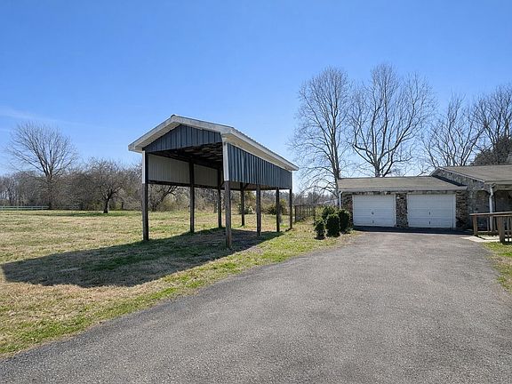 3rd image of 151 Watson Rd