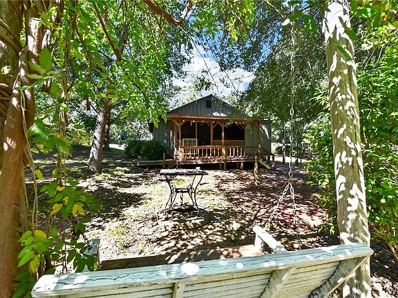 3rd image of 314 Indian Hill Rd