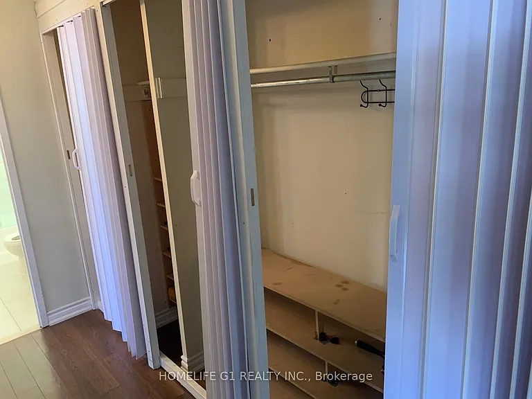 1660 Bloor St #212 — Photo 8