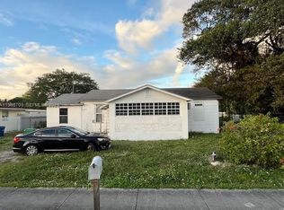 North Silver Crest Addpb, Miami, FL 33150