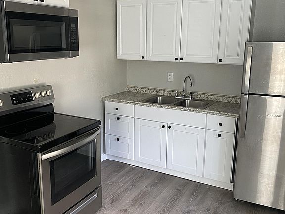 5th image of 908 Harris Ave #1