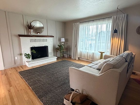 5th image of 4219 SW Kirk Ave