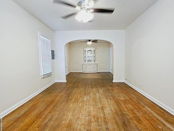 3rd image of 129 RODENA ST