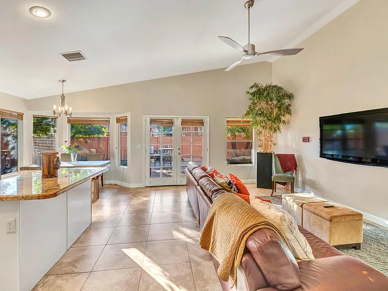 5893 W Mercury Way — Photo 3