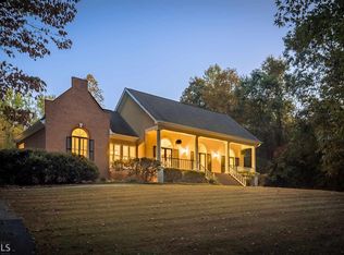 712 Graymont Dr, Grayson, GA 30017