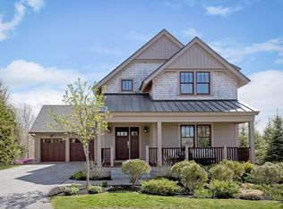 15 Blynman Cir, Manchester, MA 01944