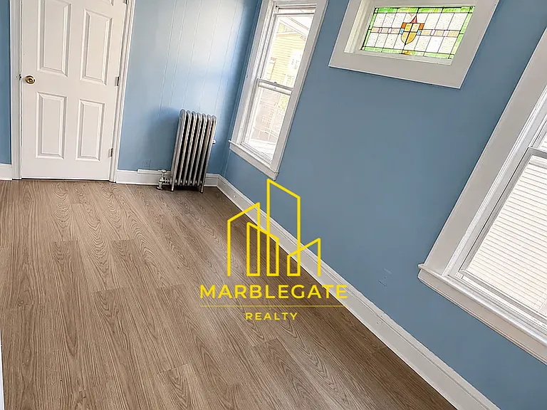 192 Shephard Ave #22 — Photo 5