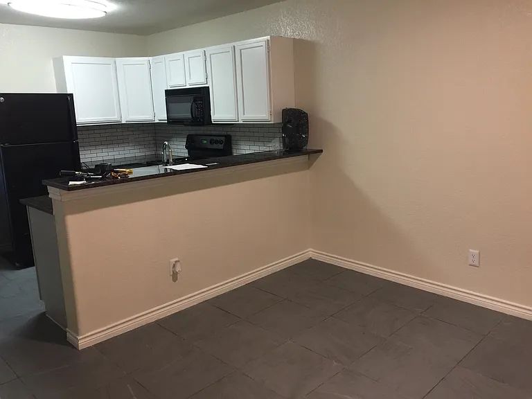 3015 Bomar Ave — Photo 9