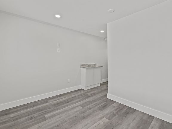 4th image of 620 Sudderth Dr #3