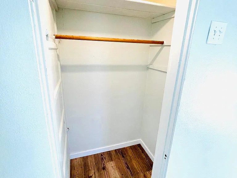 215 S Seminary St #3 — Photo 5