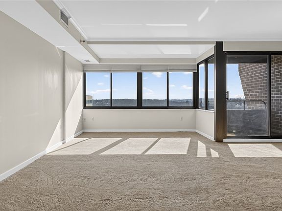 4th image of 750 Washington Rd APT 1204