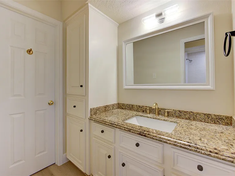 714 Last Arrow Dr — Photo 45