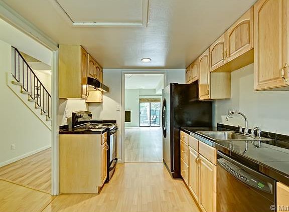 5th image of 7250 Eastmoor Dr APT 115