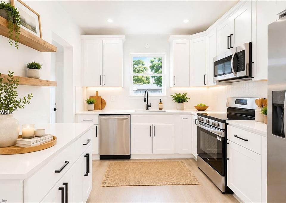 1st image of 6015 Hampton Blvd
