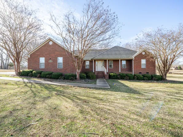 10 Joe Wheeler Cv, Adamsville, TN 38310