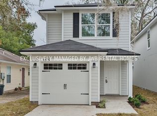 1275 Pangola Dr, Jacksonville, FL 32205