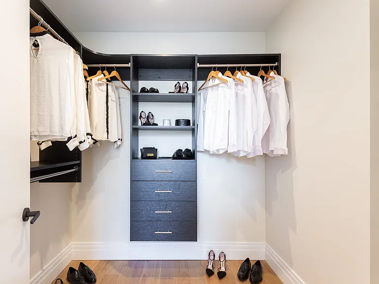 The Atlantic 2 Bedroom Apartment Wardrobe